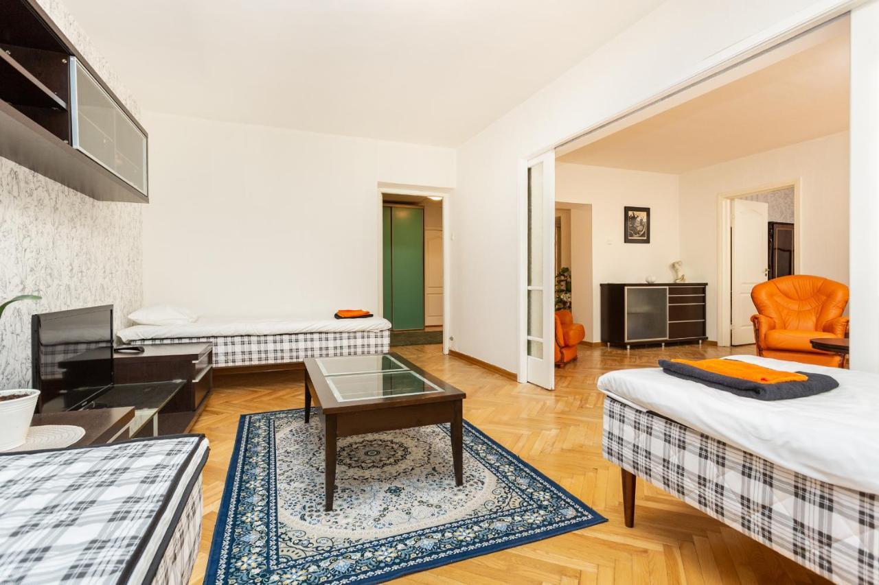 3 Room Central Apartmend 90M2 Parking For One Car Fifth Floor And The Building Does Not Have An Elevator Tallinn Exteriér fotografie