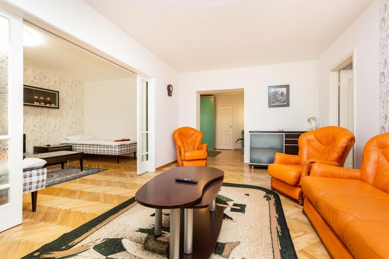 3 Room Central Apartmend 90M2 Parking For One Car Fifth Floor And The Building Does Not Have An Elevator Tallinn Exteriér fotografie
